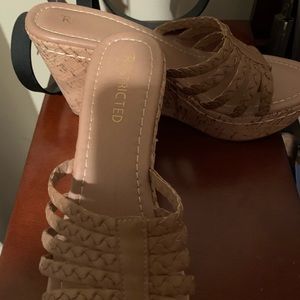 Women’s wedges like new as seen on photos size 9